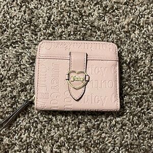 🌸🎀Juicy Couture Baby Pink Wallet🎀🌸